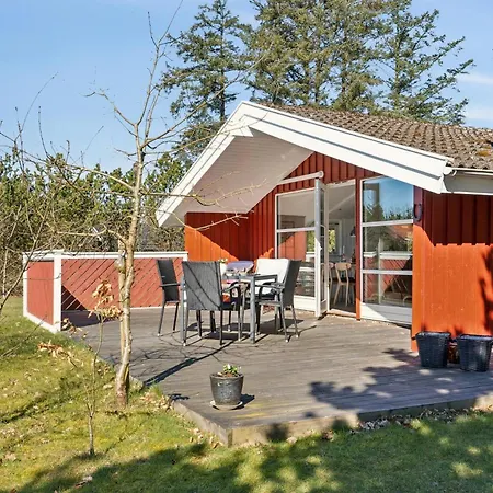 1113 Дом отдыха *