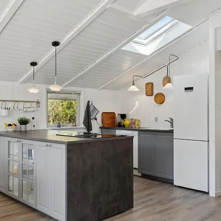 1113 Дом отдыха *